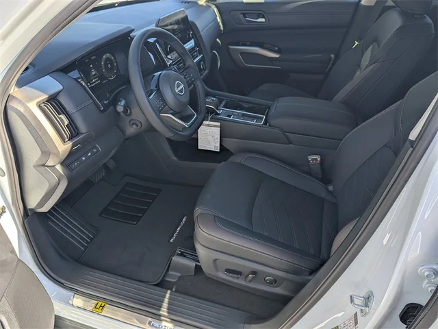 Nuevos NISSAN PATHFINDER à Kennesaw, chez Town Center Nissan