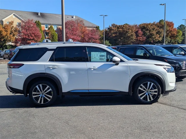 Nuevos NISSAN PATHFINDER à Kennesaw, chez Town Center Nissan