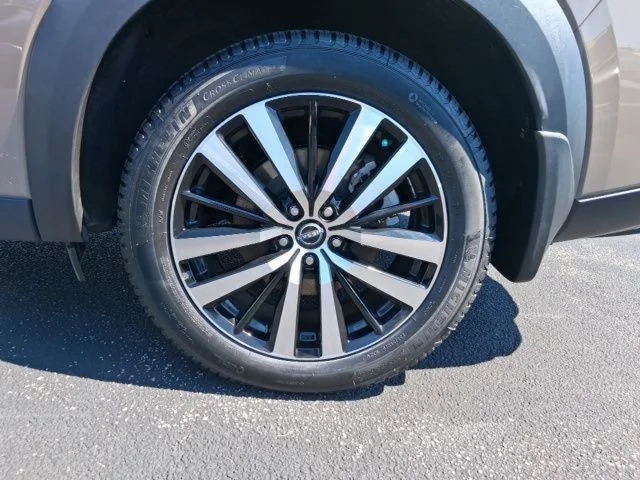 SEMINUEVOS NISSAN Pathfinder a Estados en autogozo