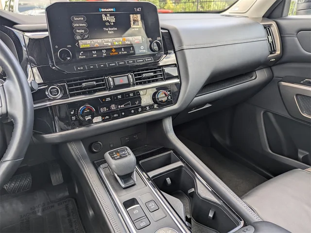 SEMINUEVOS NISSAN Pathfinder at Kennesaw, in Town Center Nissan