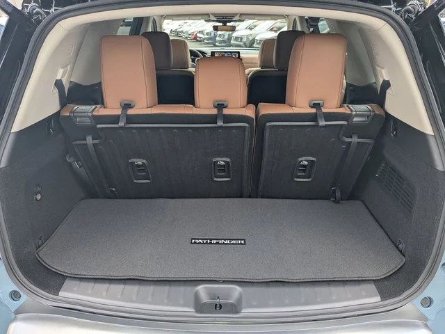 Nuevos NISSAN PATHFINDER à Estados chez autogozo