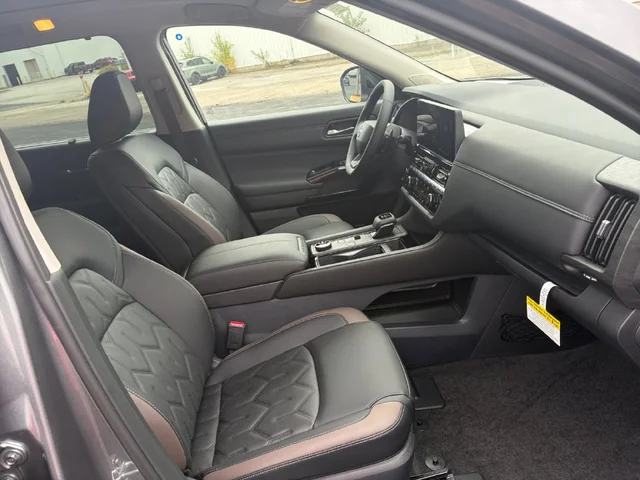 Nuevos NISSAN PATHFINDER à Estados chez autogozo