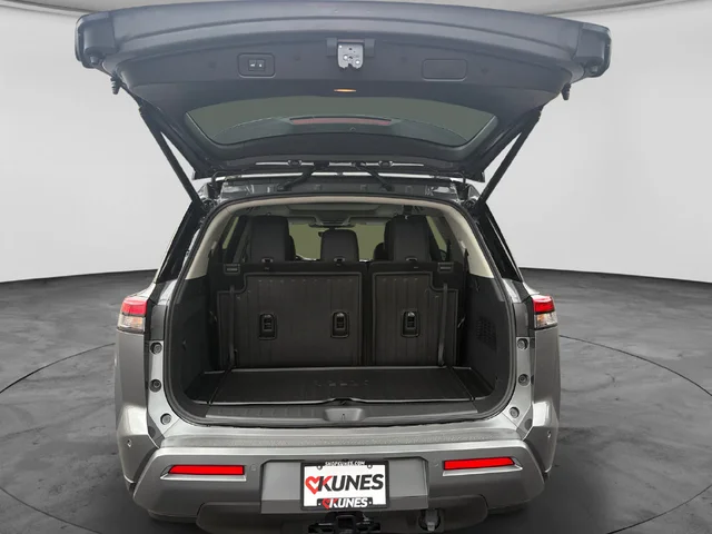 Nuevos NISSAN PATHFINDER à Estados chez autogozo