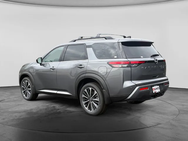 Nuevos NISSAN PATHFINDER à Estados chez autogozo