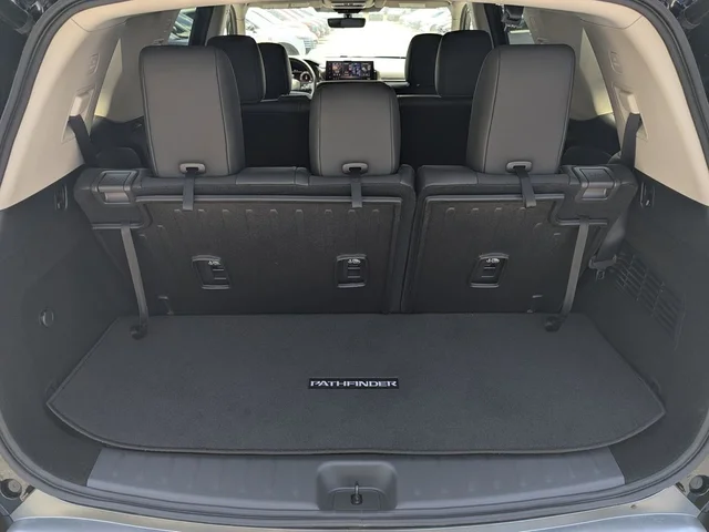Nuevos NISSAN PATHFINDER à Estados chez autogozo
