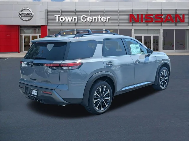 Nuevos NISSAN PATHFINDER à Estados chez autogozo