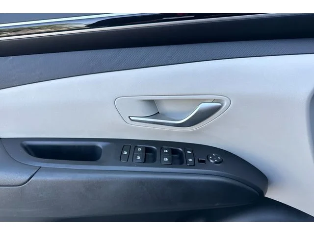 SEMINUEVOS HYUNDAI Tucson at ELK GROVE in Elk Grove Buick GMC