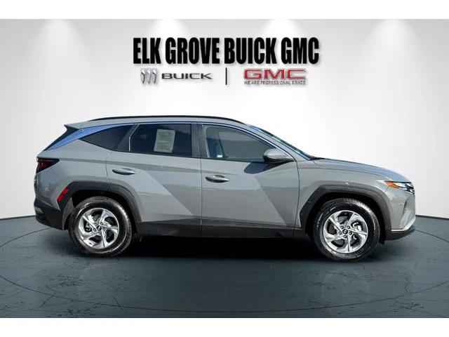 SEMINUEVOS HYUNDAI Tucson at ELK GROVE in Elk Grove Buick GMC