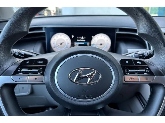 SEMINUEVOS HYUNDAI Tucson at ELK GROVE in Elk Grove Buick GMC