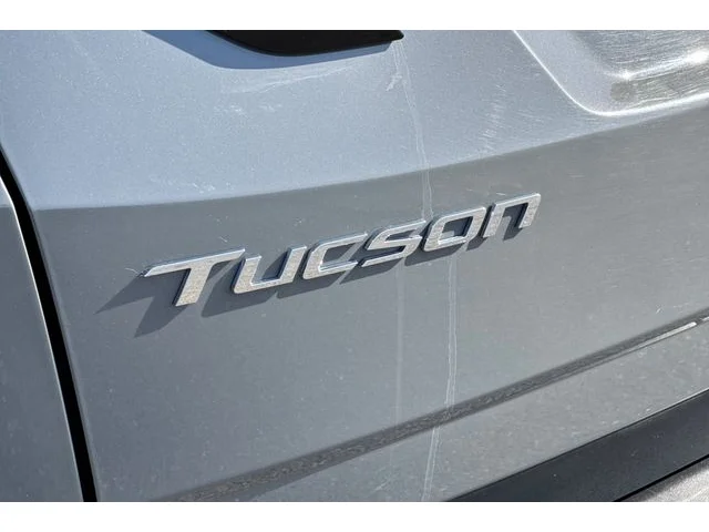 SEMINUEVOS HYUNDAI Tucson at ELK GROVE in Elk Grove Buick GMC