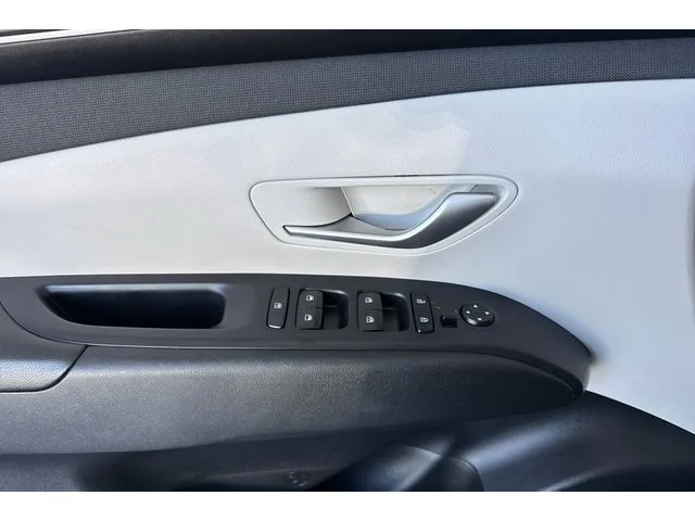 SEMINUEVOS HYUNDAI Tucson at ELK GROVE in Elk Grove Buick GMC