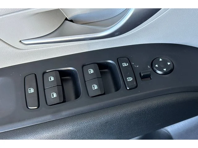SEMINUEVOS HYUNDAI Tucson at ELK GROVE in Elk Grove Buick GMC