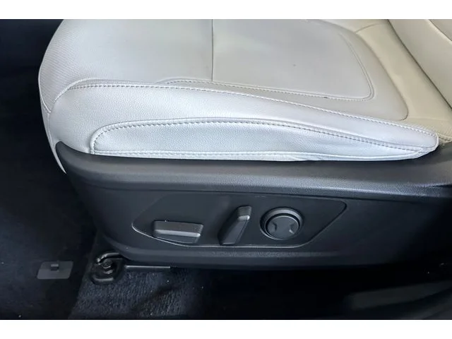 SEMINUEVOS HYUNDAI Tucson at ELK GROVE in Elk Grove Buick GMC
