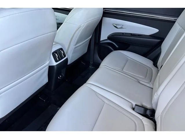 SEMINUEVOS HYUNDAI Tucson at ELK GROVE in Elk Grove Buick GMC