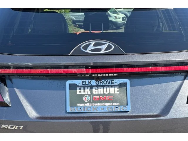 SEMINUEVOS HYUNDAI Tucson at ELK GROVE in Elk Grove Buick GMC