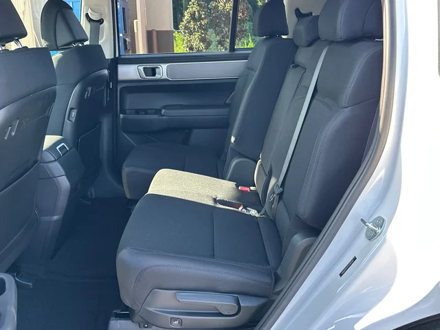 Nuevos HYUNDAI SANTA FE HYBRID à Estados chez autogozo
