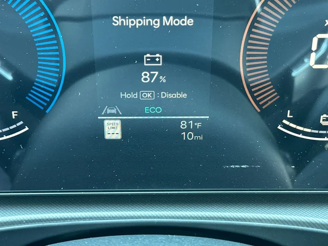 Nuevos HYUNDAI SANTA FE HYBRID à Estados chez autogozo