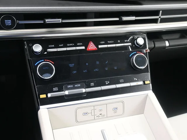 Nuevos HYUNDAI SANTA FE HYBRID à Estados chez autogozo