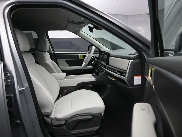 Nuevos HYUNDAI SANTA FE HYBRID à Estados chez autogozo