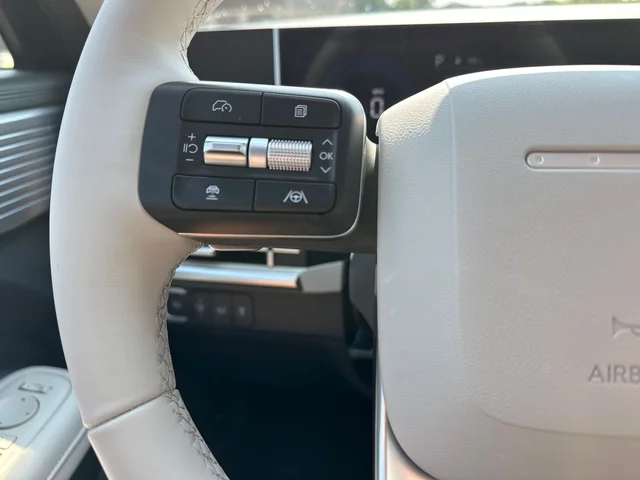 Nuevos HYUNDAI SANTA FE HYBRID à Estados chez autogozo