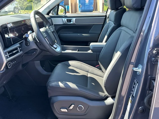 Nuevos HYUNDAI SANTA FE à Estados chez autogozo