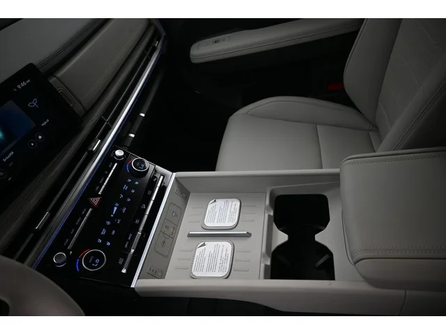 Nuevos HYUNDAI SANTA FE HYBRID à Estados chez autogozo