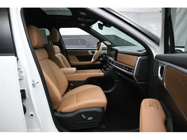 Nuevos HYUNDAI SANTA FE à Estados chez autogozo