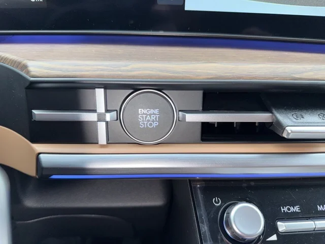 Nuevos HYUNDAI SANTA FE HYBRID à Estados chez autogozo