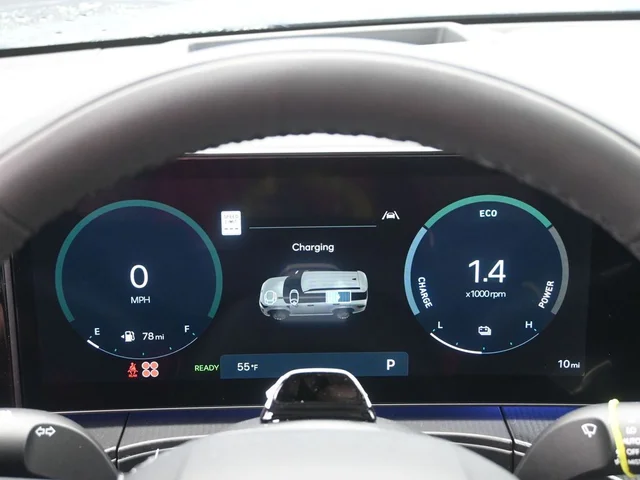 Nuevos HYUNDAI SANTA FE HYBRID à Estados chez autogozo