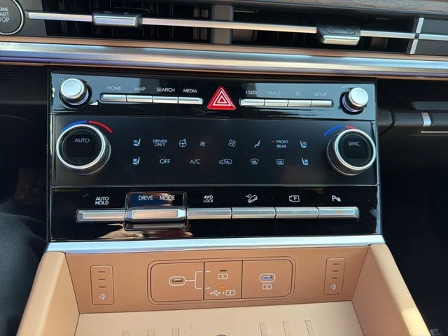 Nuevos HYUNDAI SANTA FE HYBRID à Estados chez autogozo
