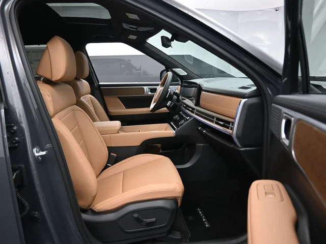 Nuevos HYUNDAI SANTA FE à Estados chez autogozo