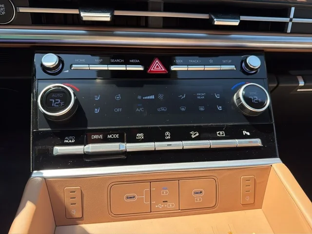 Nuevos HYUNDAI SANTA FE à Estados chez autogozo