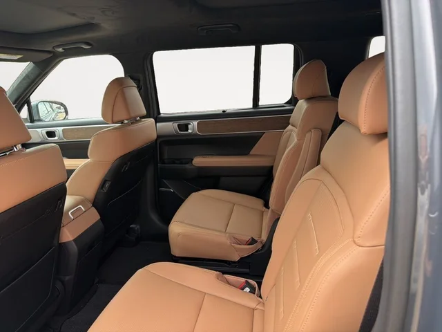 Nuevos HYUNDAI SANTA FE à Estados chez autogozo