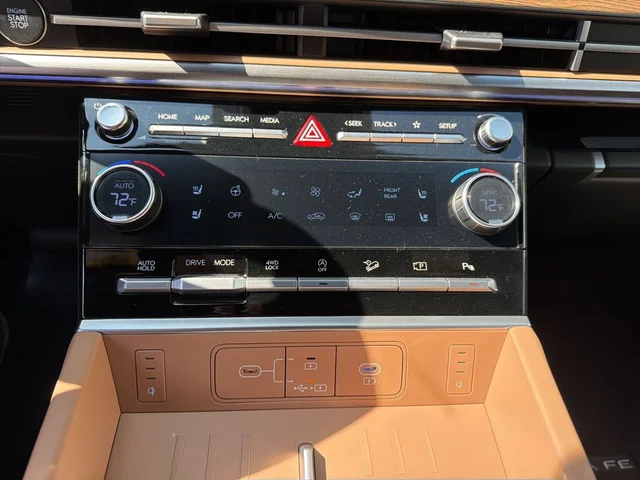 Nuevos HYUNDAI SANTA FE à Estados chez autogozo