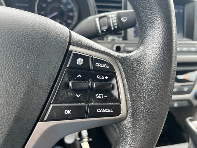 SEMINUEVOS HYUNDAI Elantra a Estados en autogozo