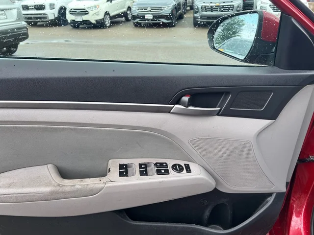 SEMINUEVOS HYUNDAI Elantra a Estados en autogozo