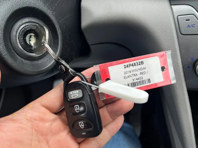 SEMINUEVOS HYUNDAI Elantra a Estados en autogozo