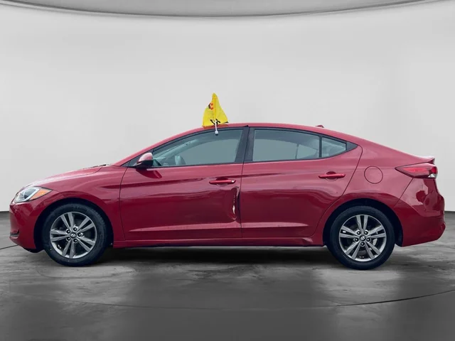 SEMINUEVOS HYUNDAI Elantra a Estados en autogozo