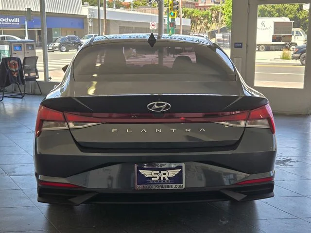 SEMINUEVOS HYUNDAI Elantra a Estados en autogozo