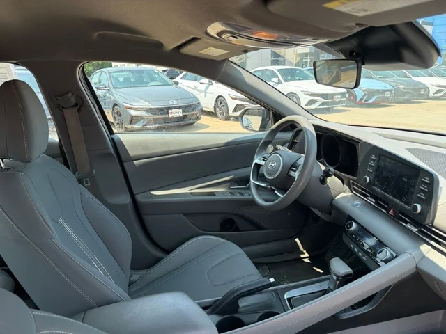 SEMINUEVOS HYUNDAI Elantra a Estados en autogozo