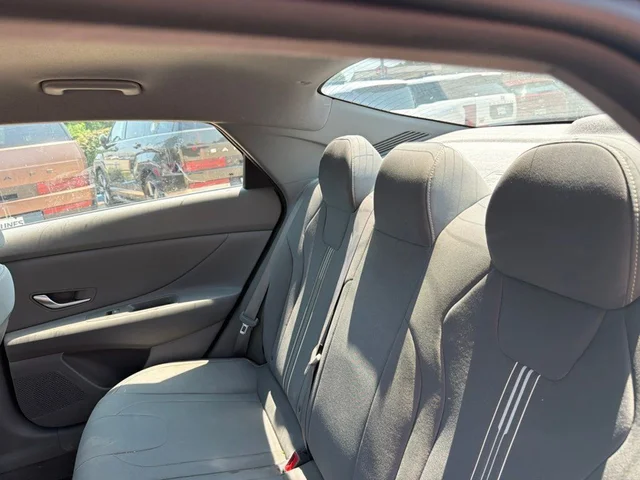 SEMINUEVOS HYUNDAI Elantra a Estados en autogozo