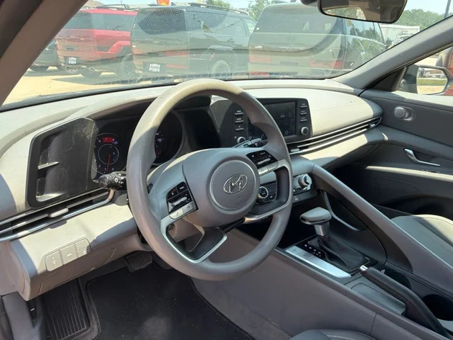 SEMINUEVOS HYUNDAI Elantra a Estados en autogozo
