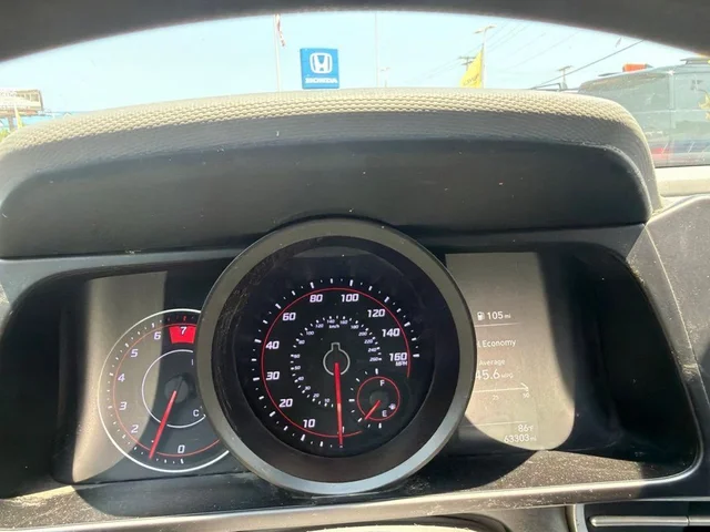 SEMINUEVOS HYUNDAI Elantra a Estados en autogozo