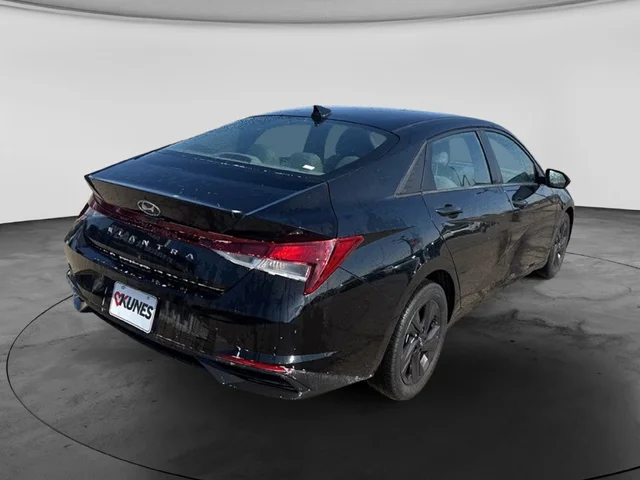 SEMINUEVOS HYUNDAI Elantra a Estados en autogozo