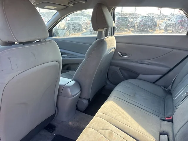 SEMINUEVOS HYUNDAI Elantra a Estados en autogozo