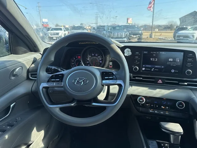 SEMINUEVOS HYUNDAI Elantra a Estados en autogozo
