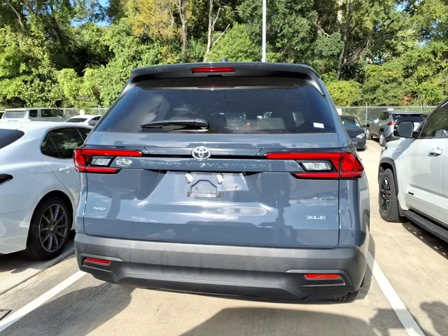 SEMINUEVOS TOYOTA Grand Highlander a Estados en autogozo
