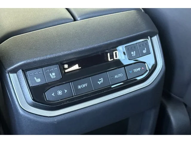 SEMINUEVOS LEXUS TX at ELK GROVE in Elk Grove Buick GMC