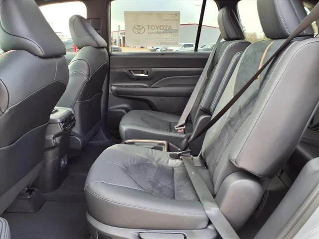 SEMINUEVOS TOYOTA Grand Highlander Hybrid a Estados en autogozo