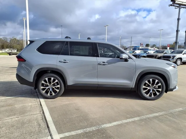 SEMINUEVOS TOYOTA Grand Highlander Hybrid a Estados en autogozo